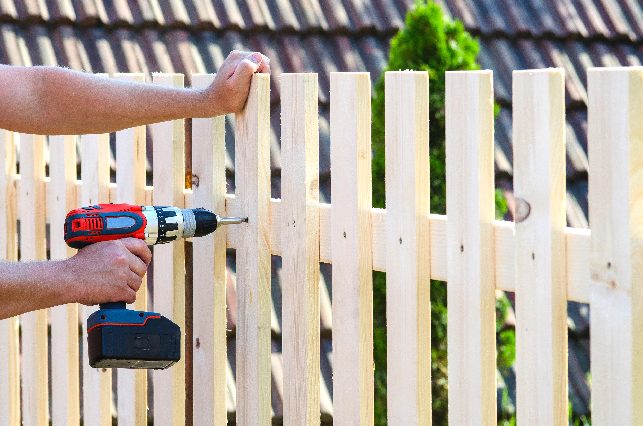Fence Installation & Repair